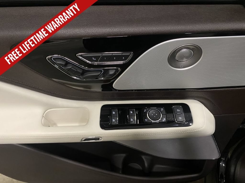 Used 2024 Lincoln Aviator Black Label w/ Jet Package AWD/4WD image 30