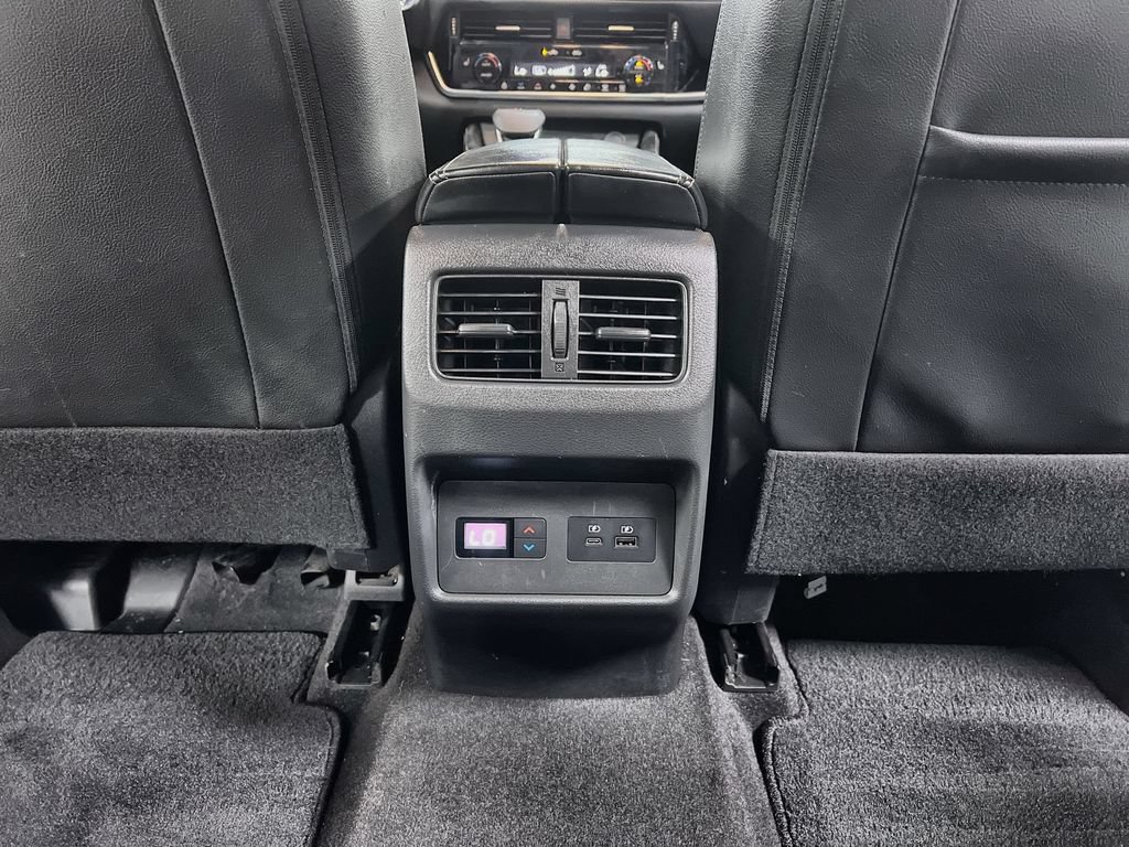 Used 2023 Nissan Rogue SL w/ SL Premium Package FWD image 21