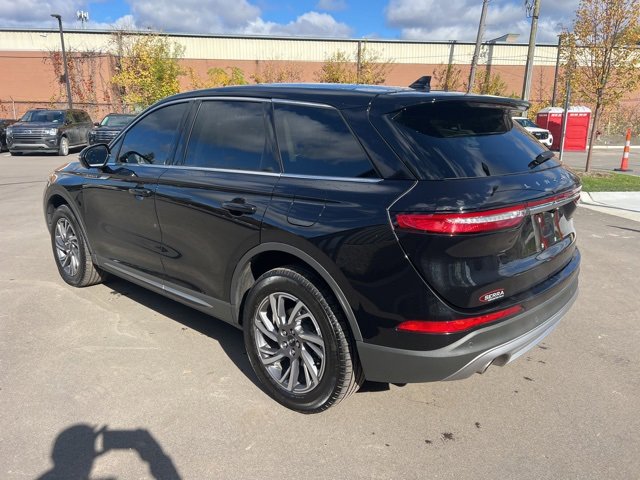 Used 2023 Lincoln Corsair AWD w/ Equipment Group 101A image 7