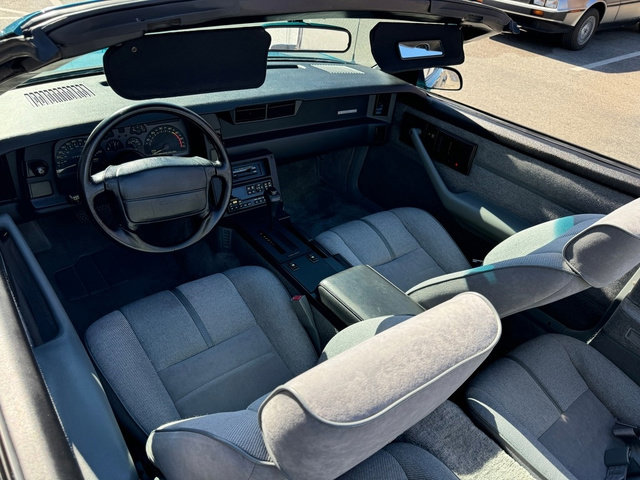 Used 1991 Chevrolet Camaro RS image 16