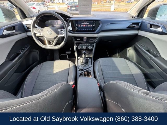 Certified 2023 Volkswagen Taos SE w/ Panoramic Sunroof Package image 13
