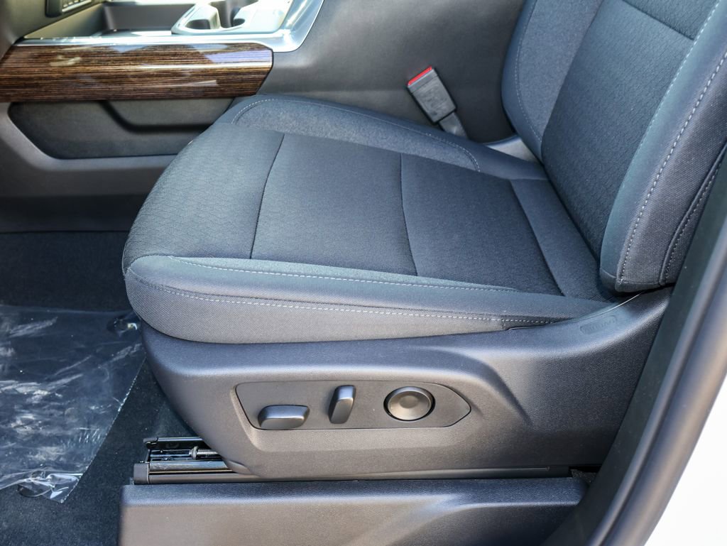 New 2026 GMC Sierra 3500 SLE image 6
