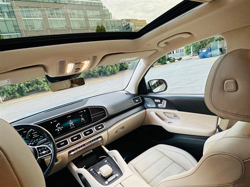 Used 2021 Mercedes-Benz GLS 450 4MATIC image 31