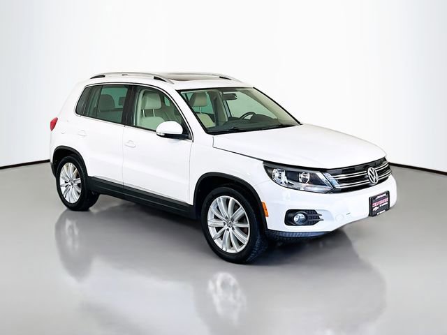 Used 2015 Volkswagen Tiguan SE image 2