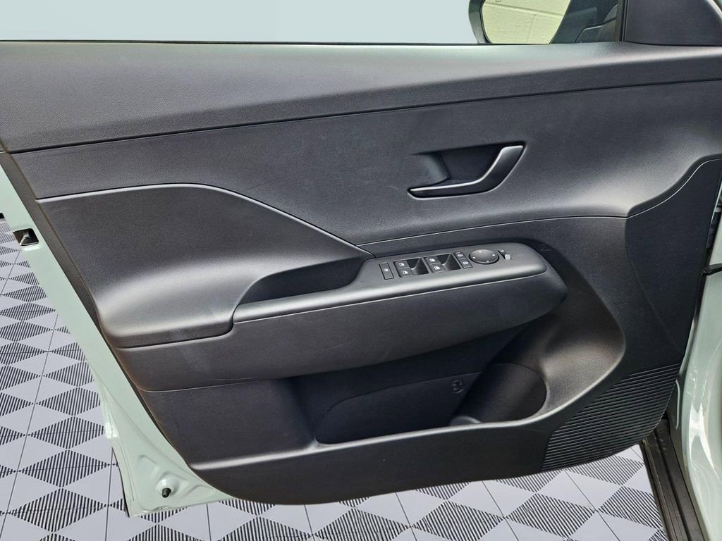 Certified 2026 Hyundai Kona SEL Sport AWD/4WD image 10