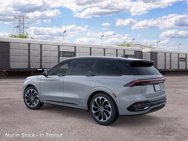 New 2026 Lincoln Nautilus Reserve AWD/4WD image 4