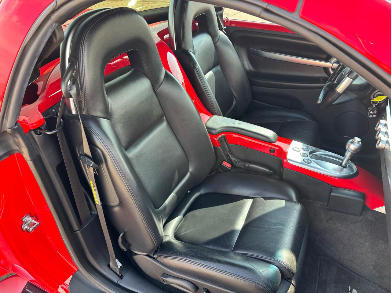 Used 2003 Chevrolet SSR w/ Preferred Equipment Group RWD image 8