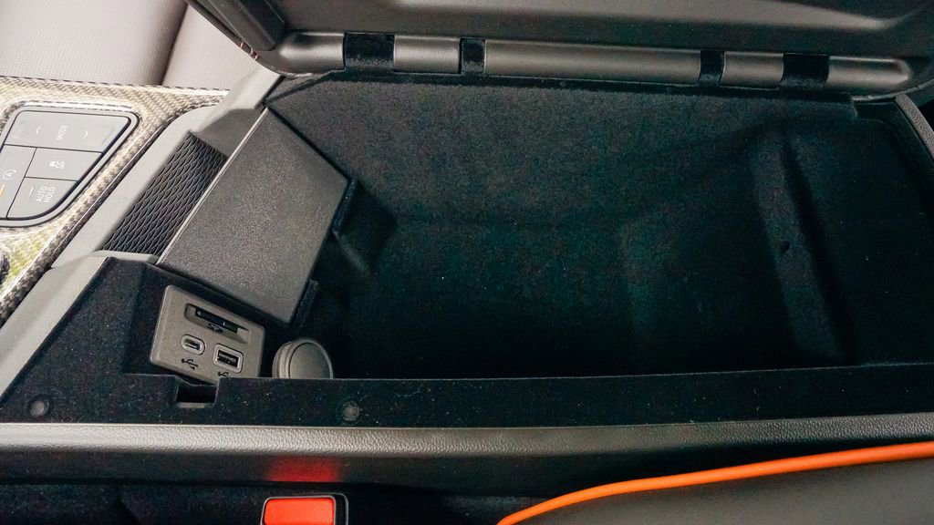 New 2026 Cadillac CT4 V image 18