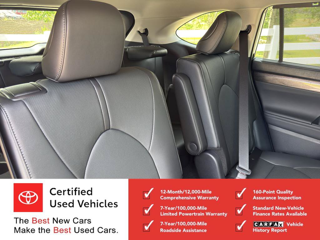 Certified 2026 Toyota Highlander Limited AWD/4WD image 15