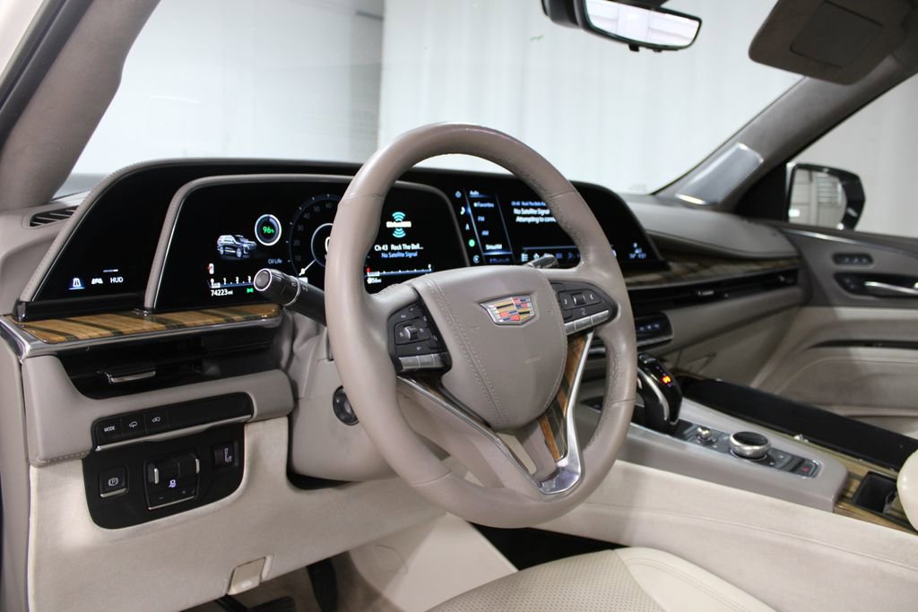 Used 2021 Cadillac Escalade Sport Platinum image 17