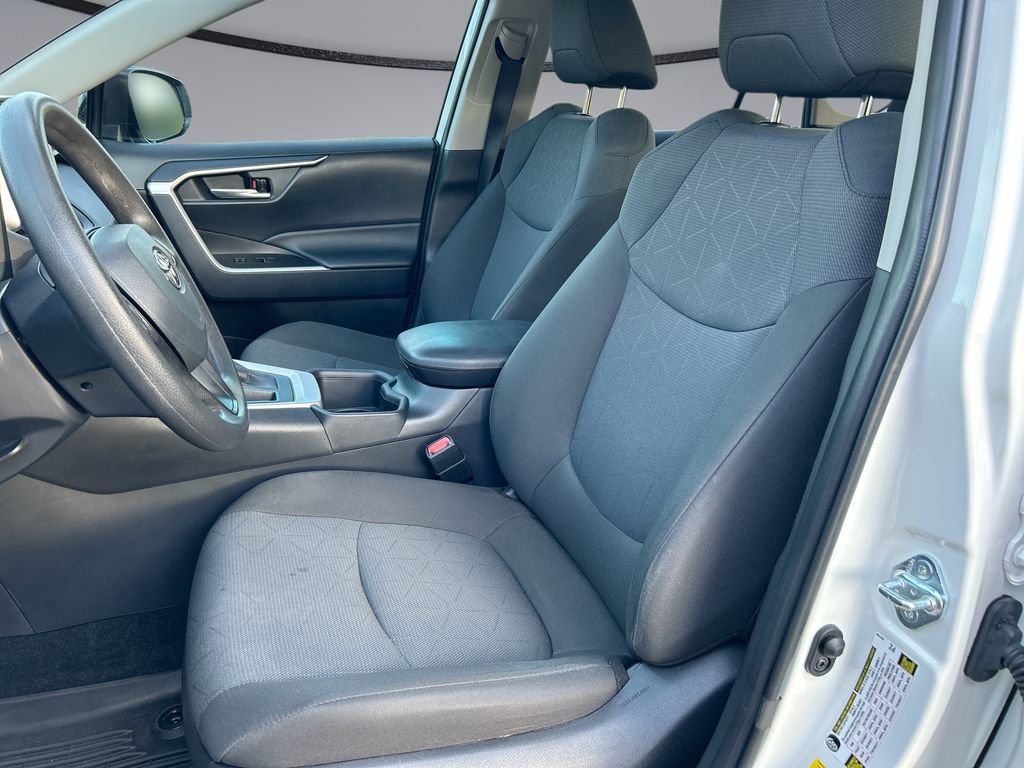 Certified 2025 Toyota RAV4 XLE FWD image 11
