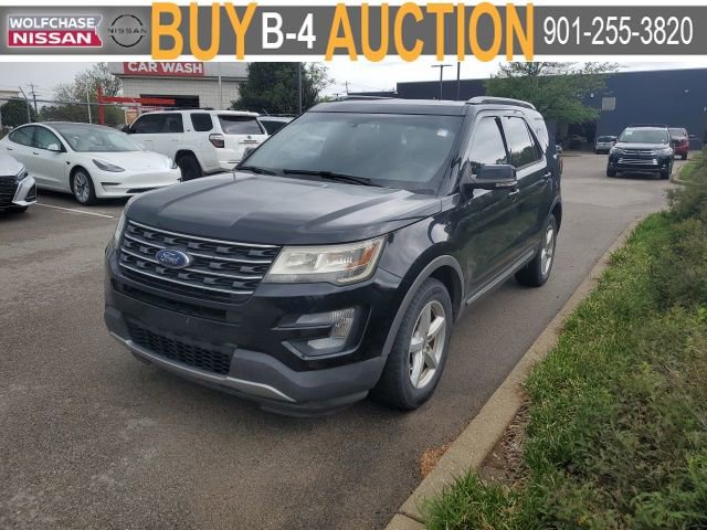 Used 2017 Ford Explorer XLT w/ Equipment Group 201A image 3