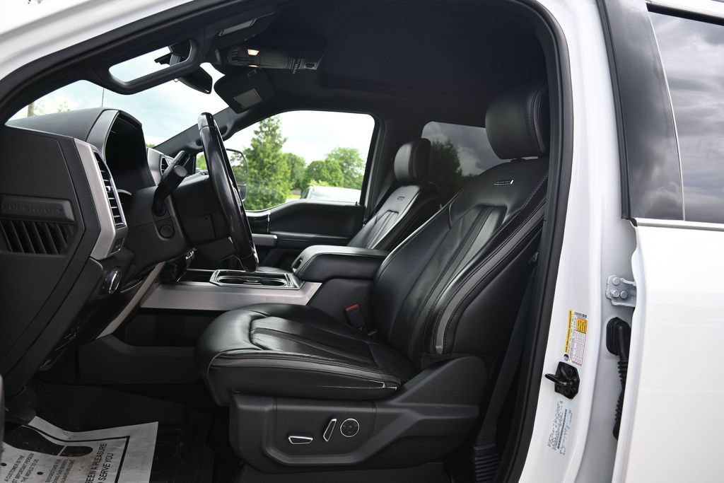 Used 2020 Ford F450 Platinum w/ FX4 Off-Road Package AWD/4WD image 17