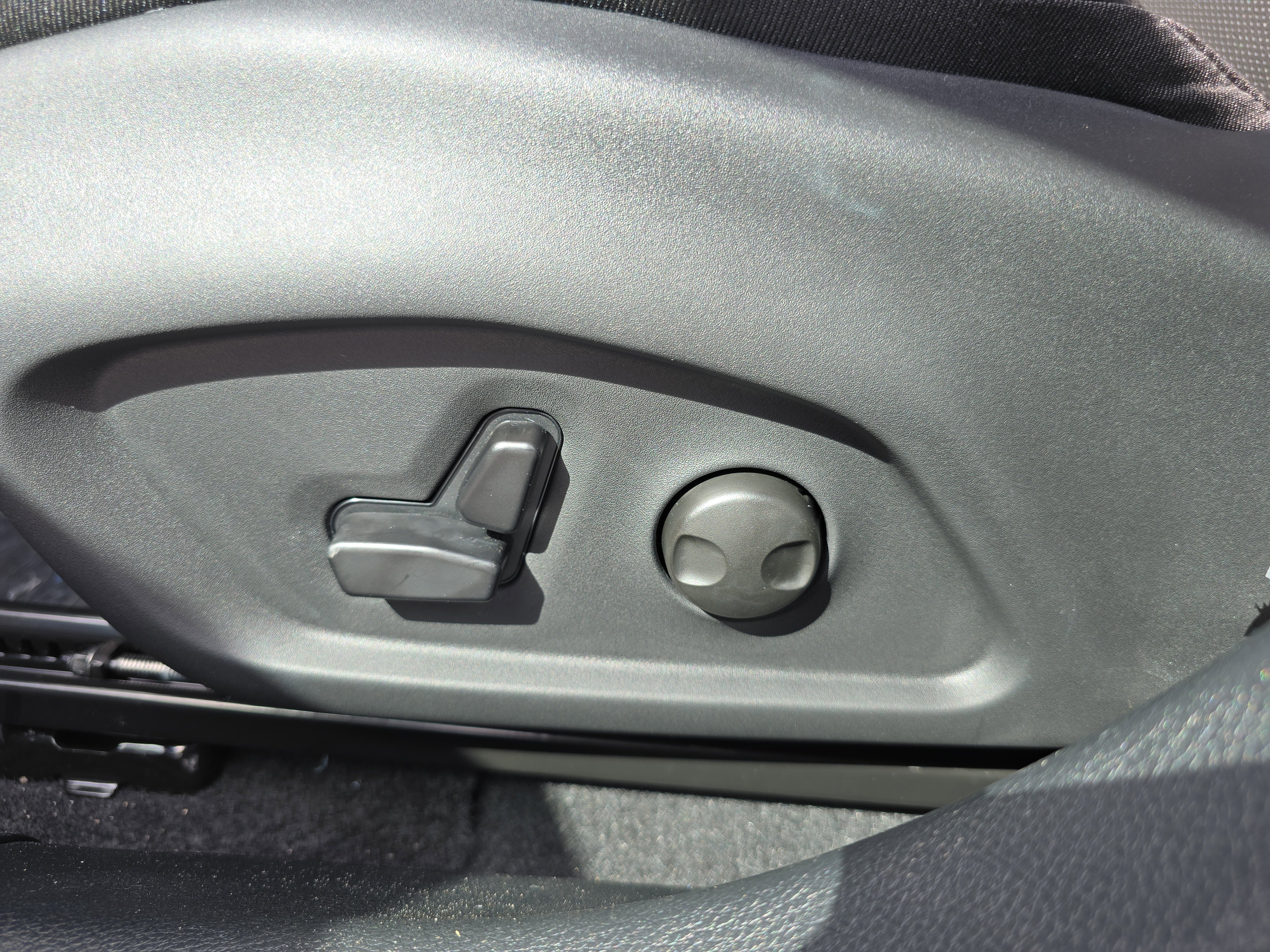 New 2025 Jeep Compass Limited w/ High Altitude Package image 11