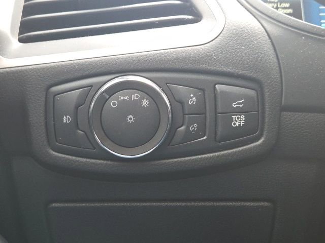 Used 2022 Ford Edge ST-Line w/ Class II Trailer Tow Package image 30