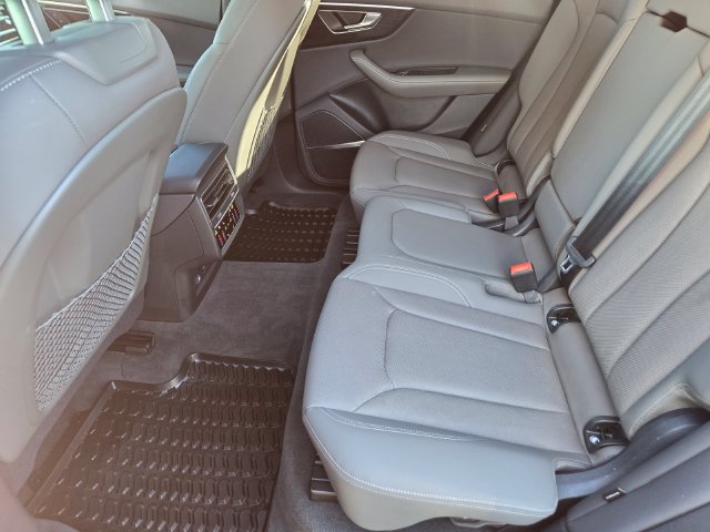 Used 2024 Audi Q8 Premium Plus w/ Premium Plus Package AWD/4WD image 10