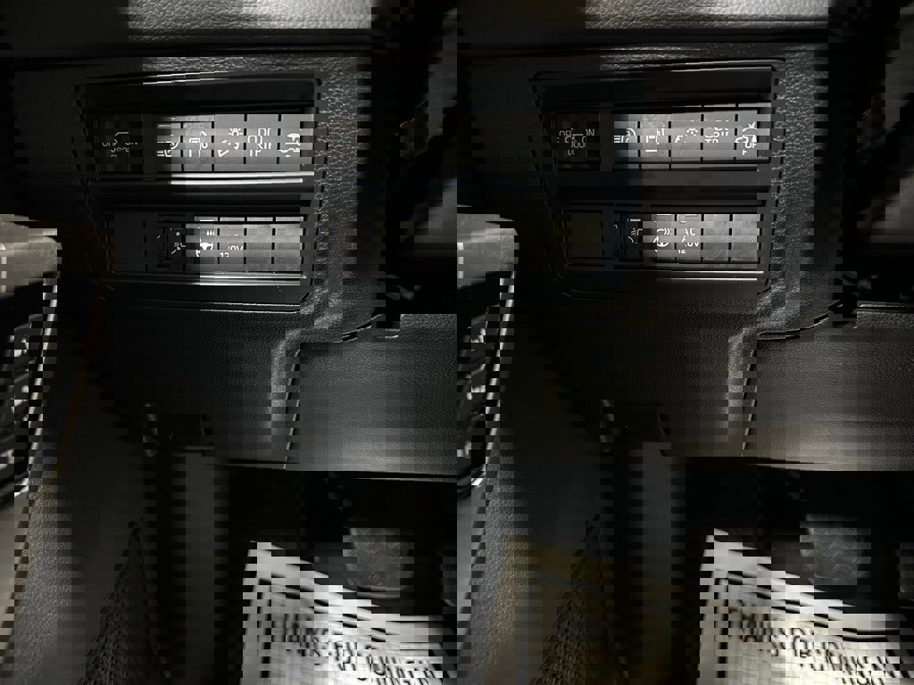 Used 2025 Toyota Sequoia Limited image 18