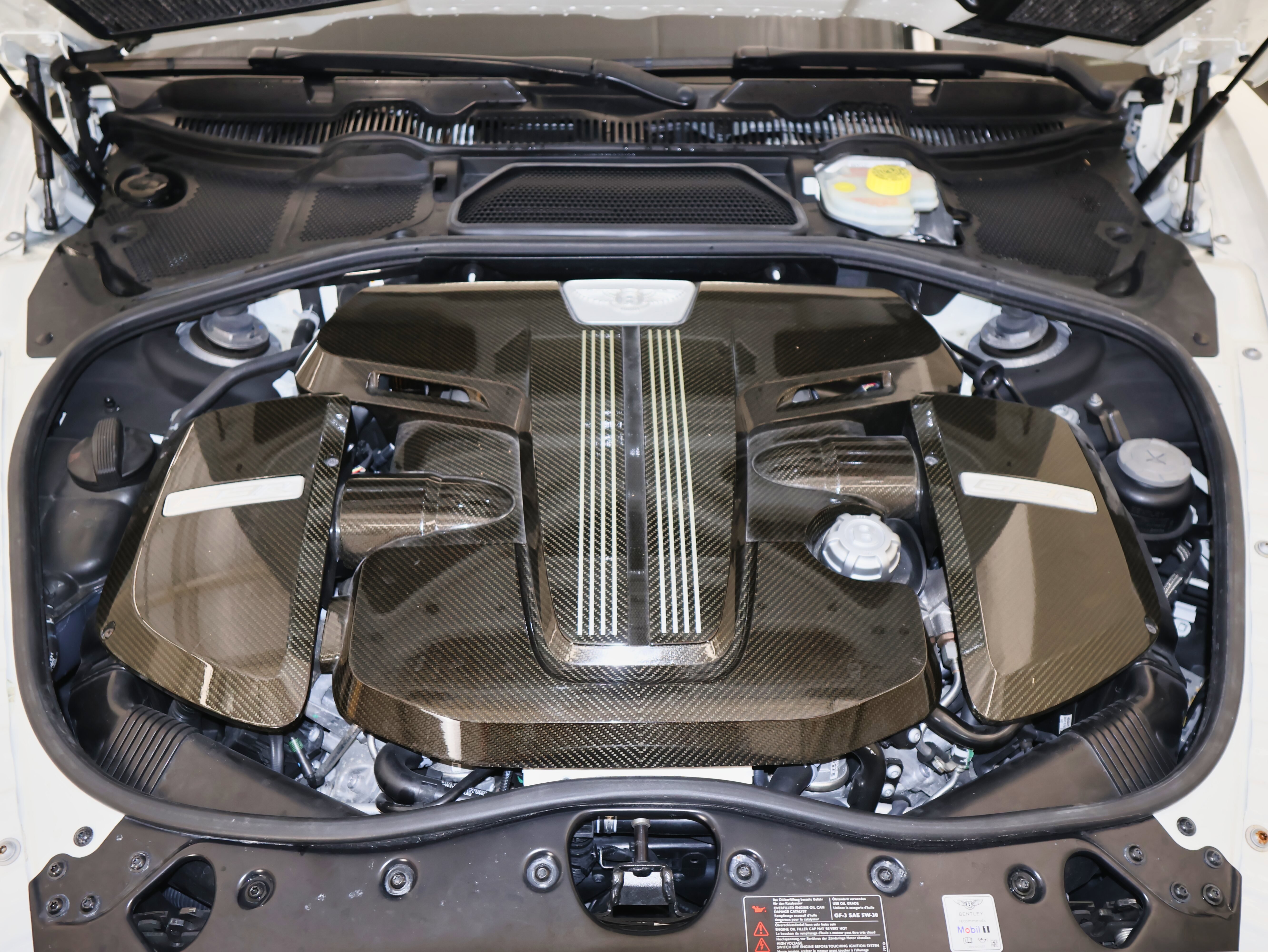 Used 2015 Bentley Continental GT3-R image 64