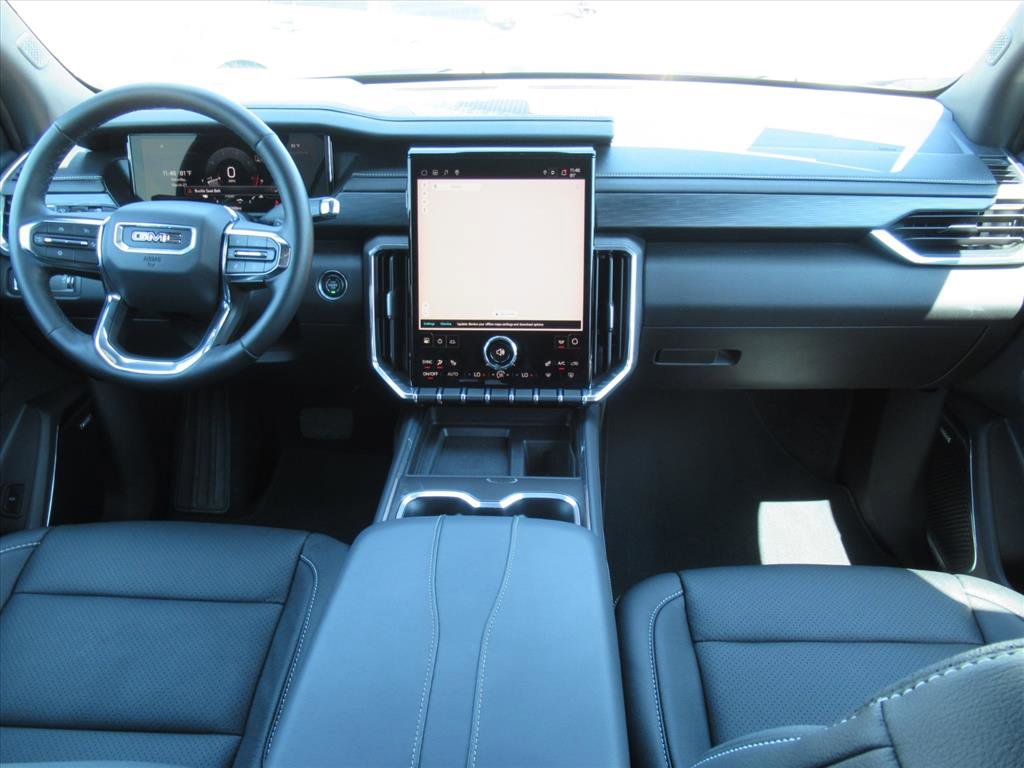 Used 2025 GMC Acadia Elevation image 12