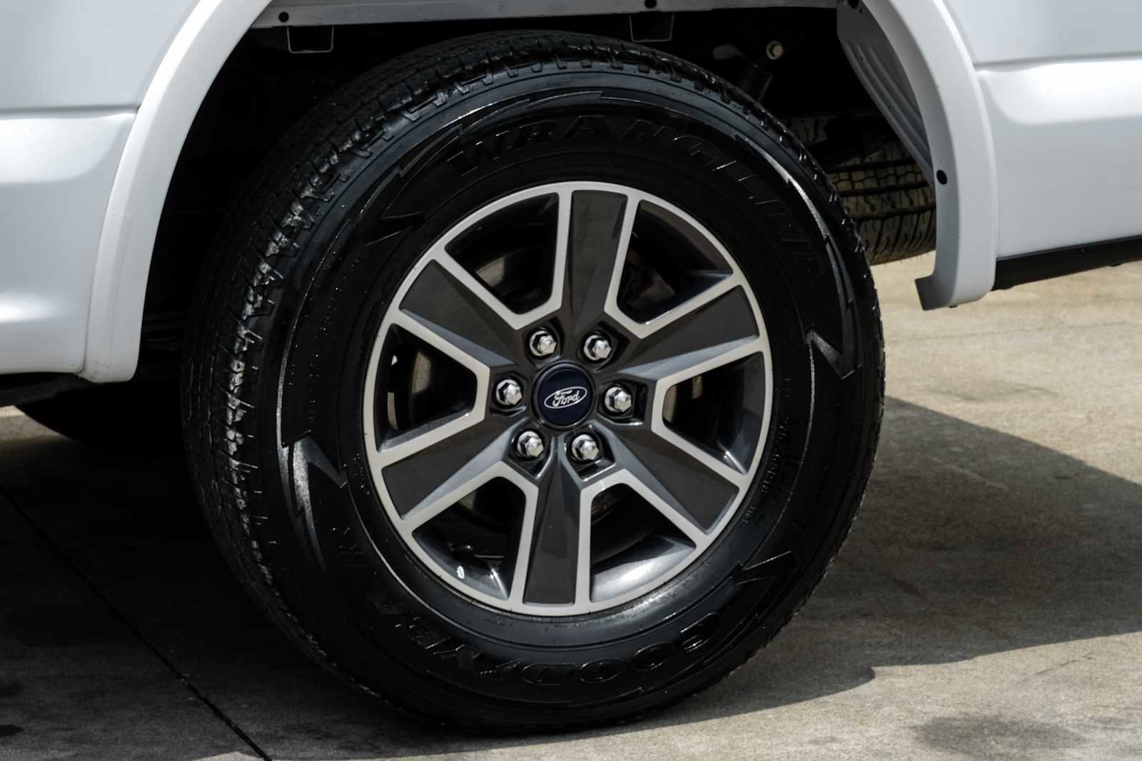 Used 2017 Ford F150 XLT w/ Equipment Group 301A Mid AWD/4WD image 49
