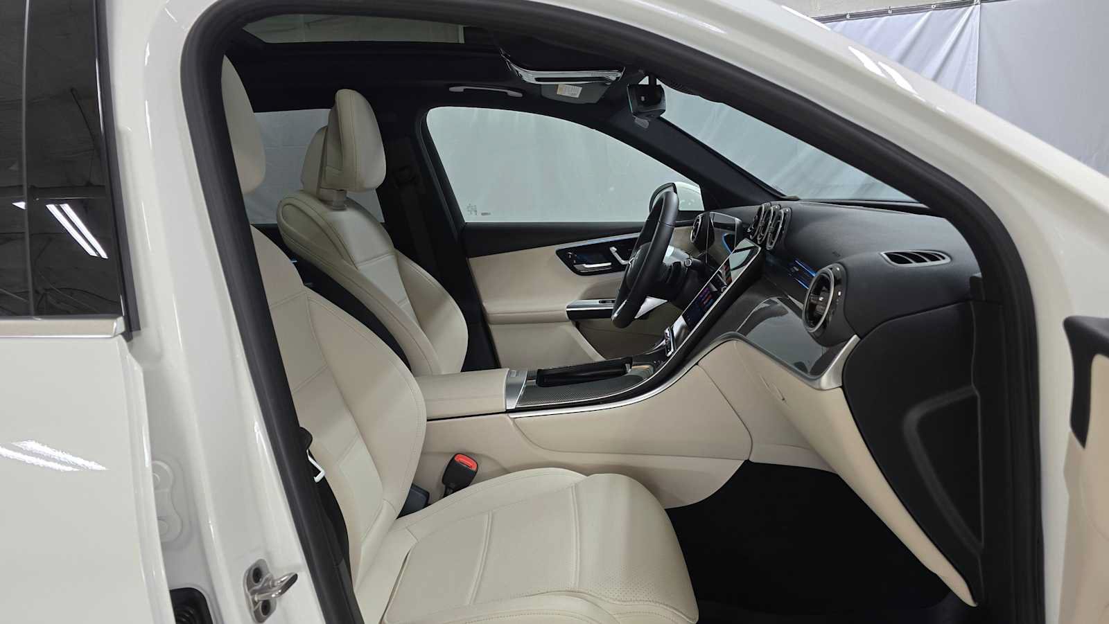 Certified 2026 Mercedes-Benz GLC 300 4MATIC image 10