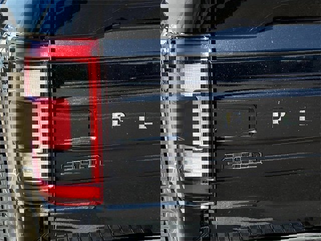 Used 2022 Ford F150 Platinum w/ Equipment Group 701A High image 8