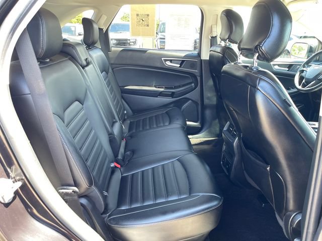 Used 2019 Ford Edge SEL w/ Equipment Group 201A AWD/4WD image 32