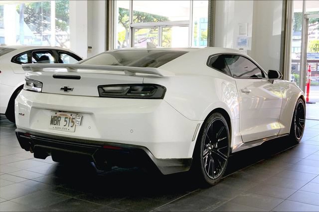 Used 2018 Chevrolet Camaro ZL1 RWD image 6