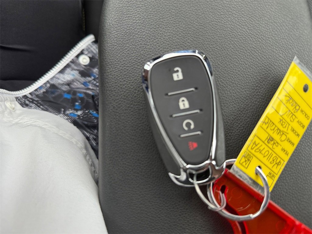 Used 2024 Chevrolet Trax ACTIV w/ Sunroof Package image 32