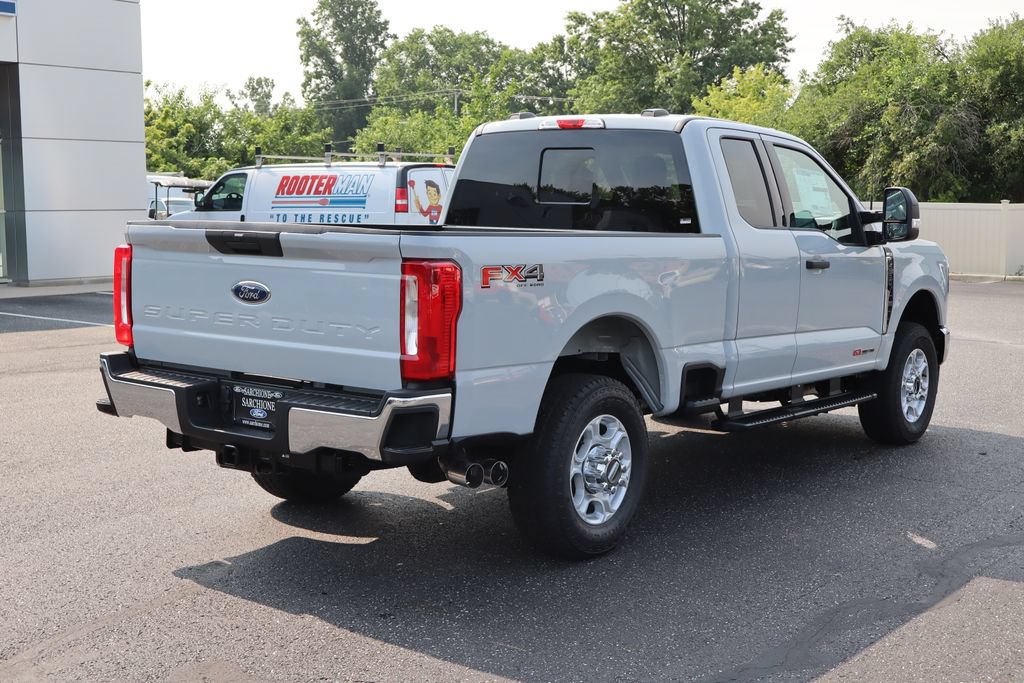 New 2026 Ford F250 XLT AWD/4WD image 3