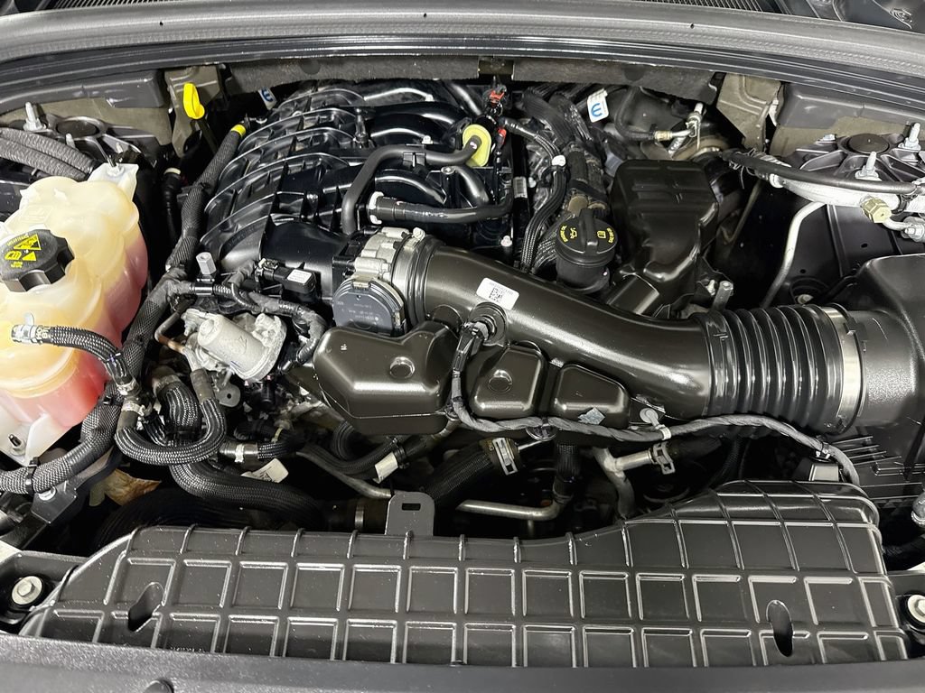 Used 2023 Jeep Grand Cherokee L Laredo AWD/4WD image 33