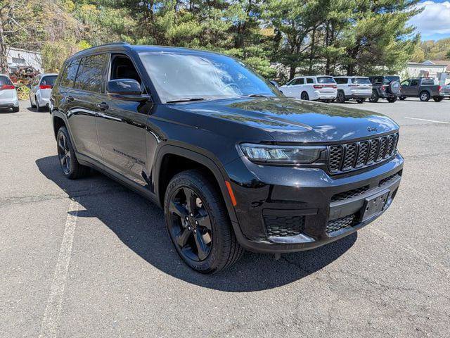 Certified 2024 Jeep Grand Cherokee L Laredo AWD/4WD image 3