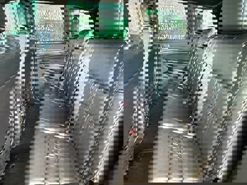 Used 2015 Jeep Grand Cherokee Limited image 25