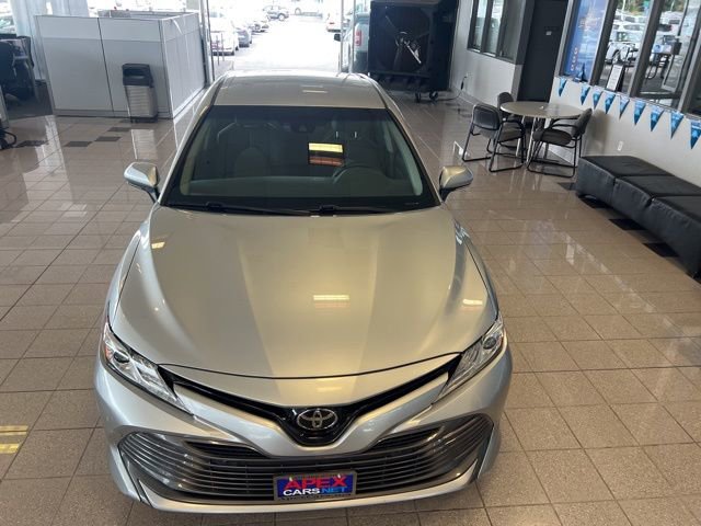 Used 2018 Toyota Camry XLE FWD image 17
