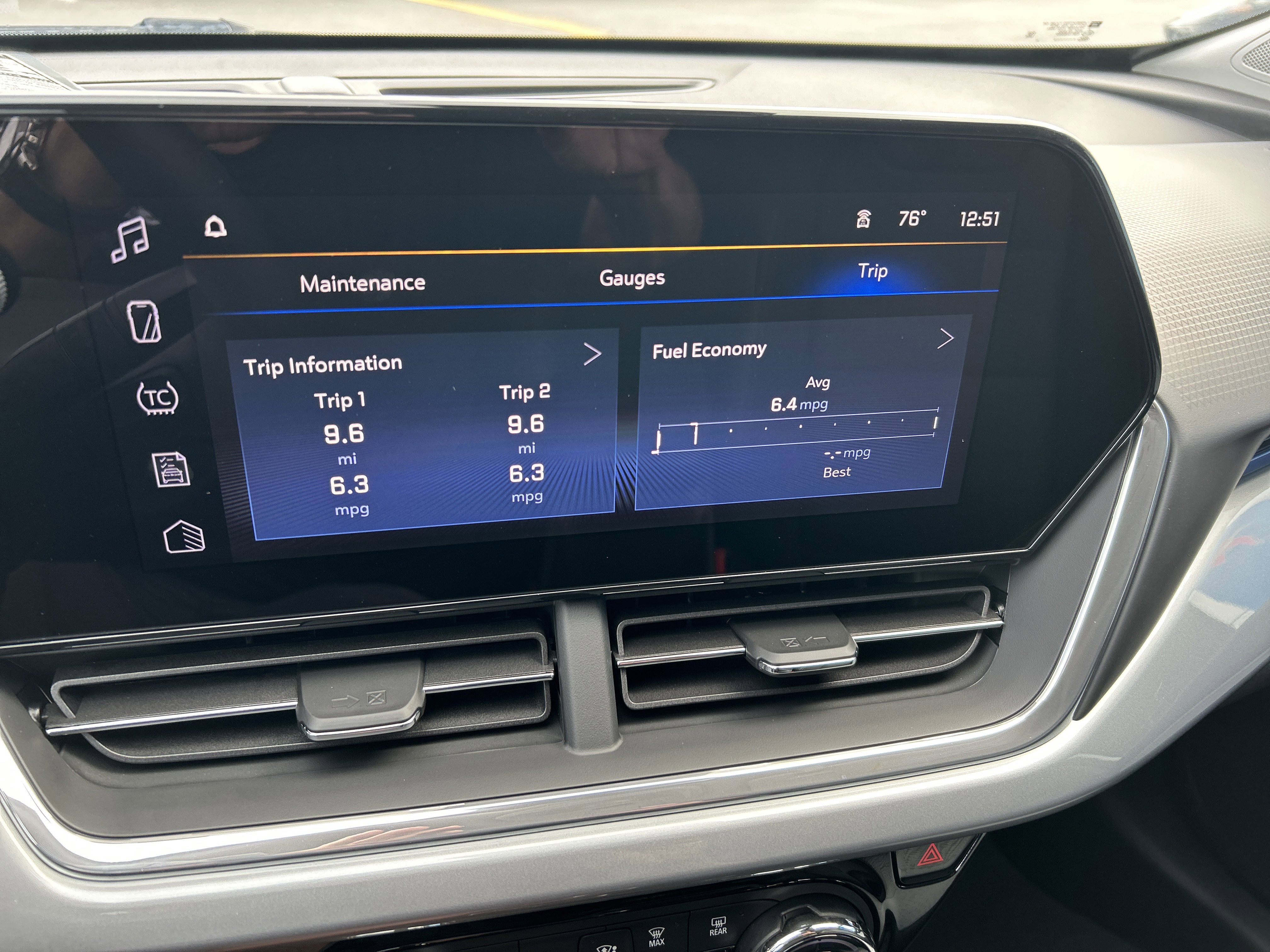 New 2025 Chevrolet Trax LT w/ Driver Confidence Package image 35