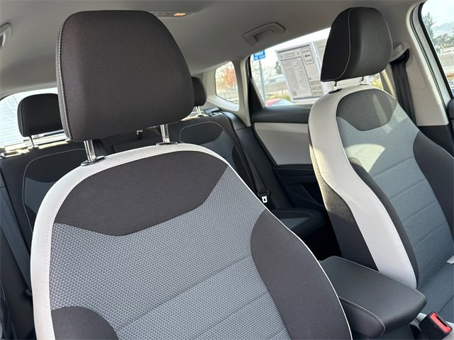 Used 2025 Volkswagen Taos S image 18