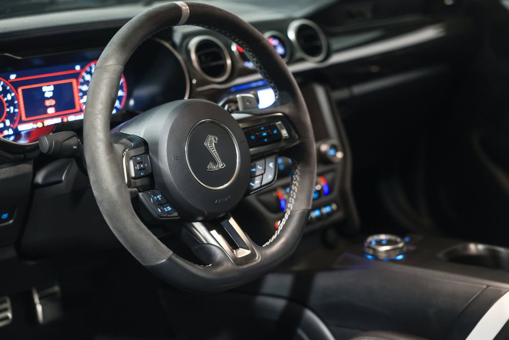 Used 2020 Ford Mustang Shelby GT500 w/ Technology Package image 33