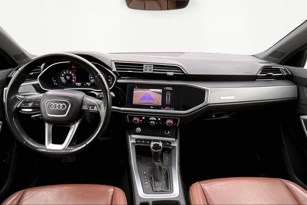 Used 2020 Audi Q3 2.0T Premium Plus w/ Premium Plus Package image 8