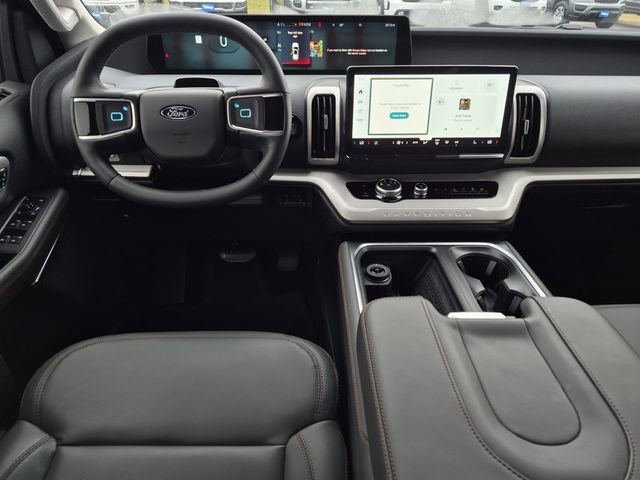 New 2025 Ford Expedition Active RWD image 17