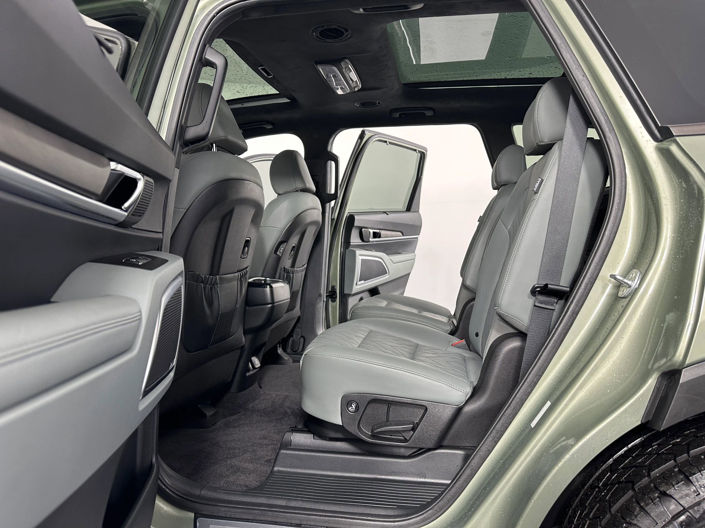 Used 2023 Kia Telluride SX Prestige X-Pro image 29