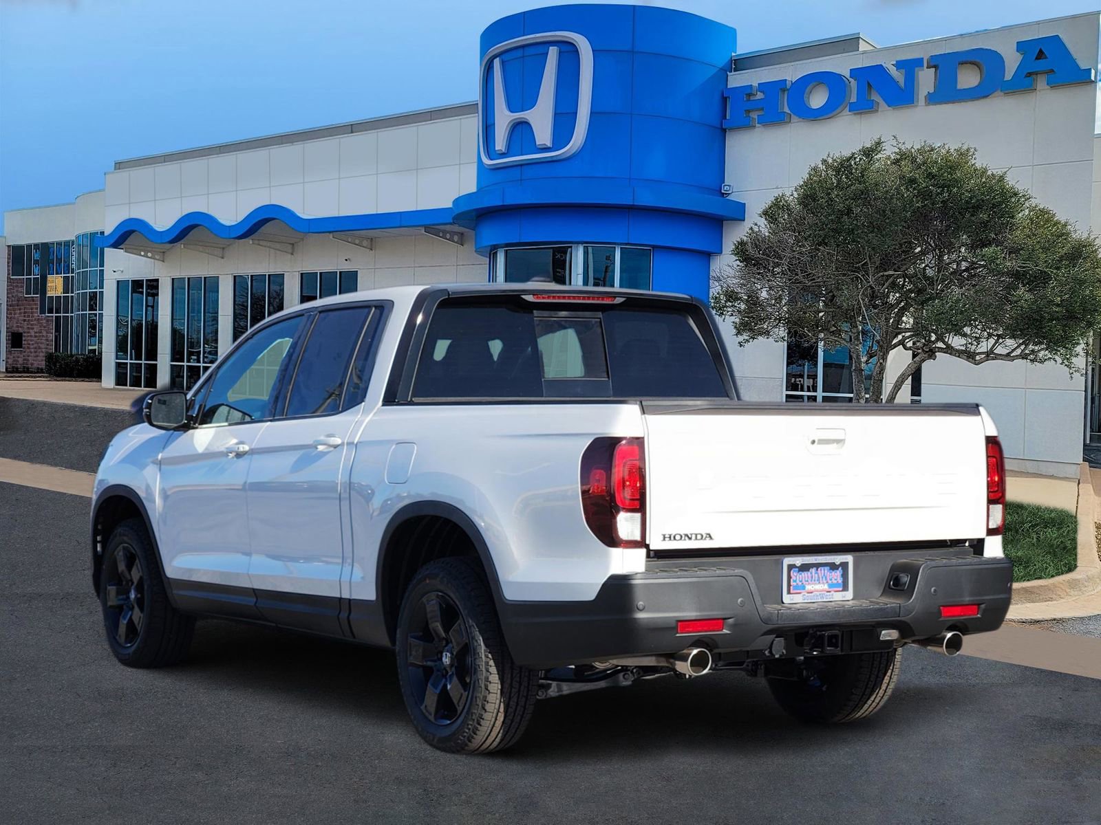New 2026 Honda Ridgeline Black Edition image 4