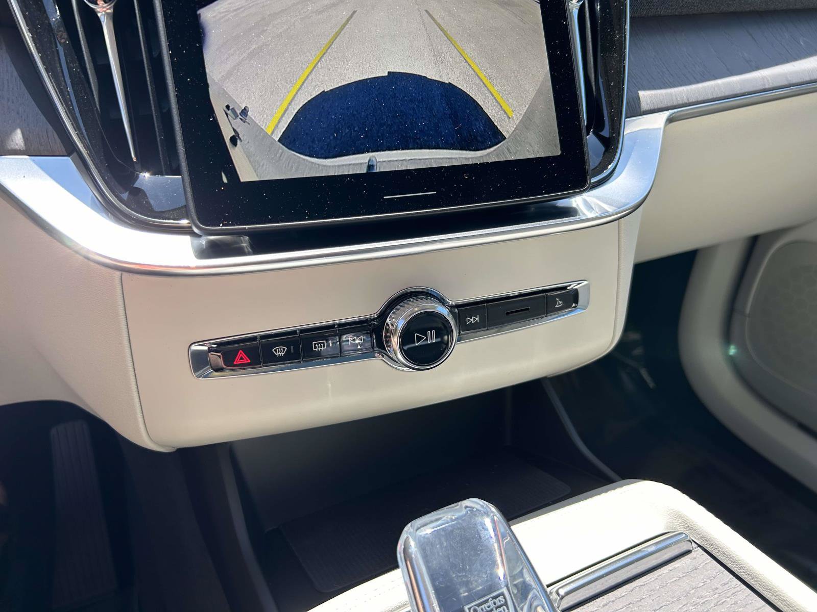 New 2026 Volvo XC90 T8 Ultra w/ Protection Package Premier AWD/4WD image 27