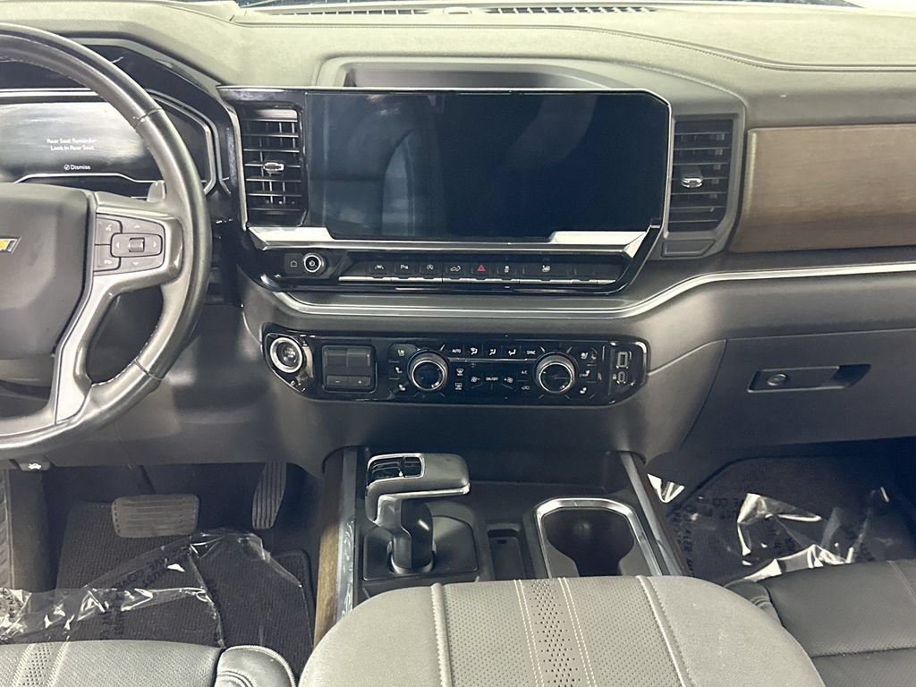 Used 2024 Chevrolet Silverado 1500 High Country AWD/4WD image 20