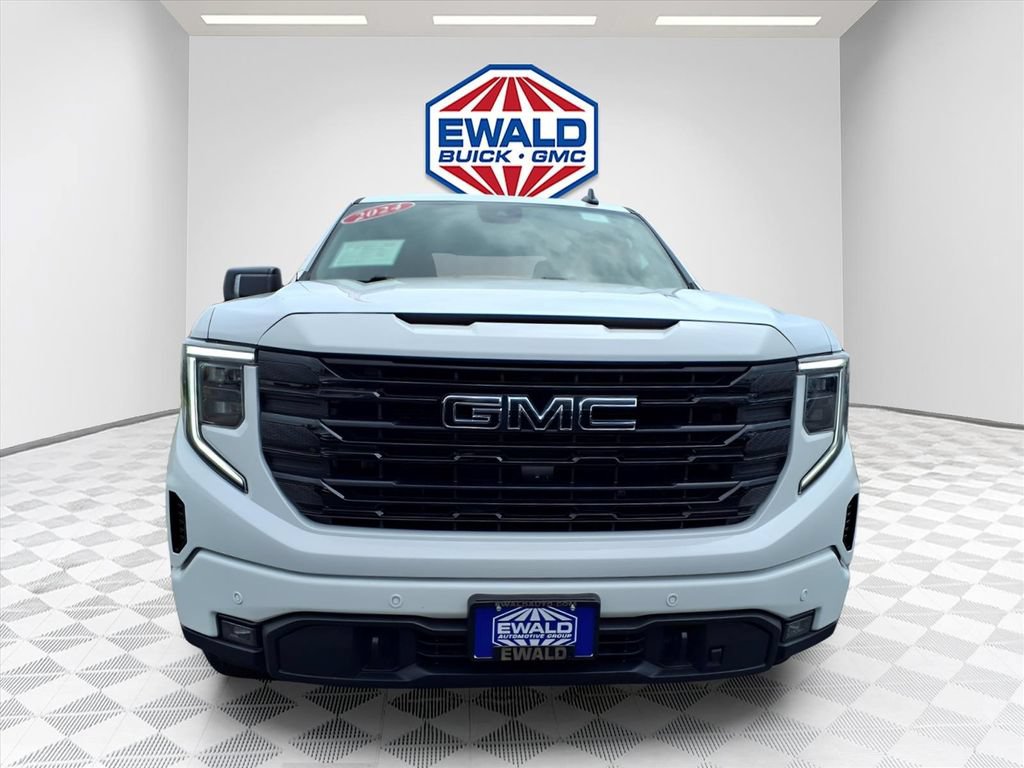 Certified 2024 GMC Sierra 1500 Elevation w/ Elevation Premium Package AWD/4WD image 3