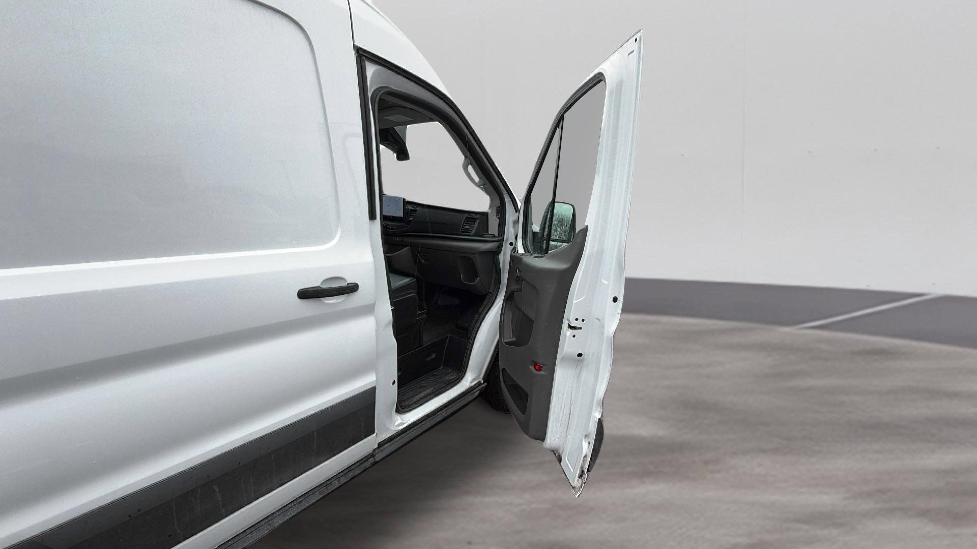 Certified 2024 Ford Transit 350 148 Medium Roof AWD image 17