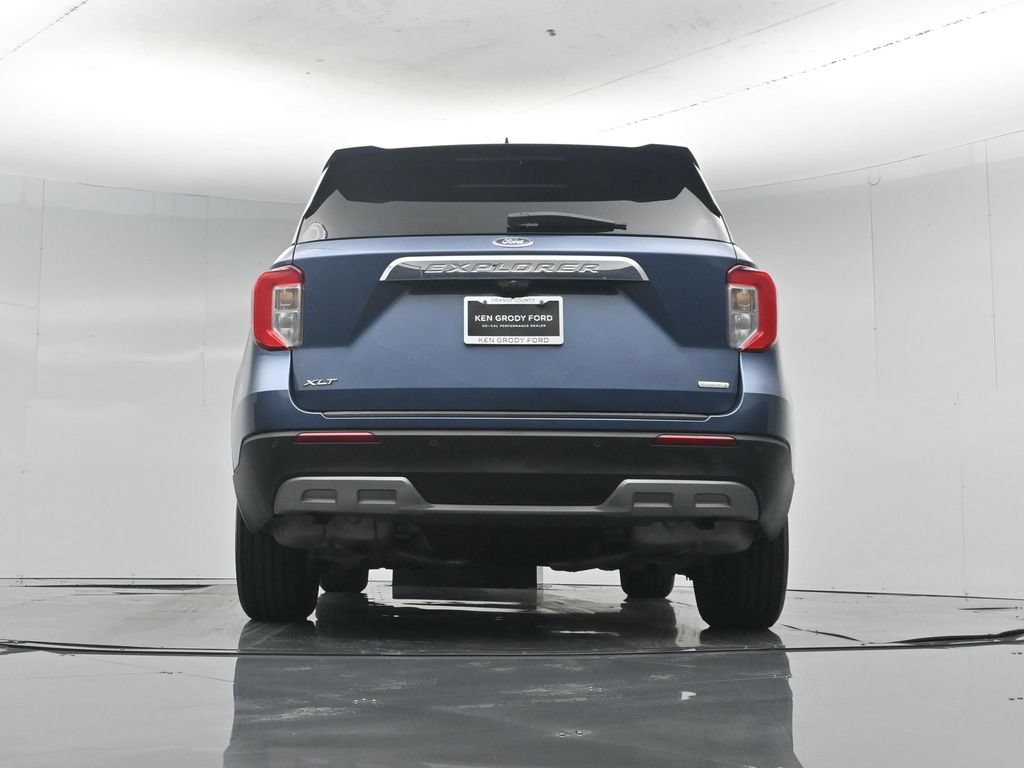 Certified 2020 Ford Explorer XLT w/ Equipment Group 202A RWD image 54