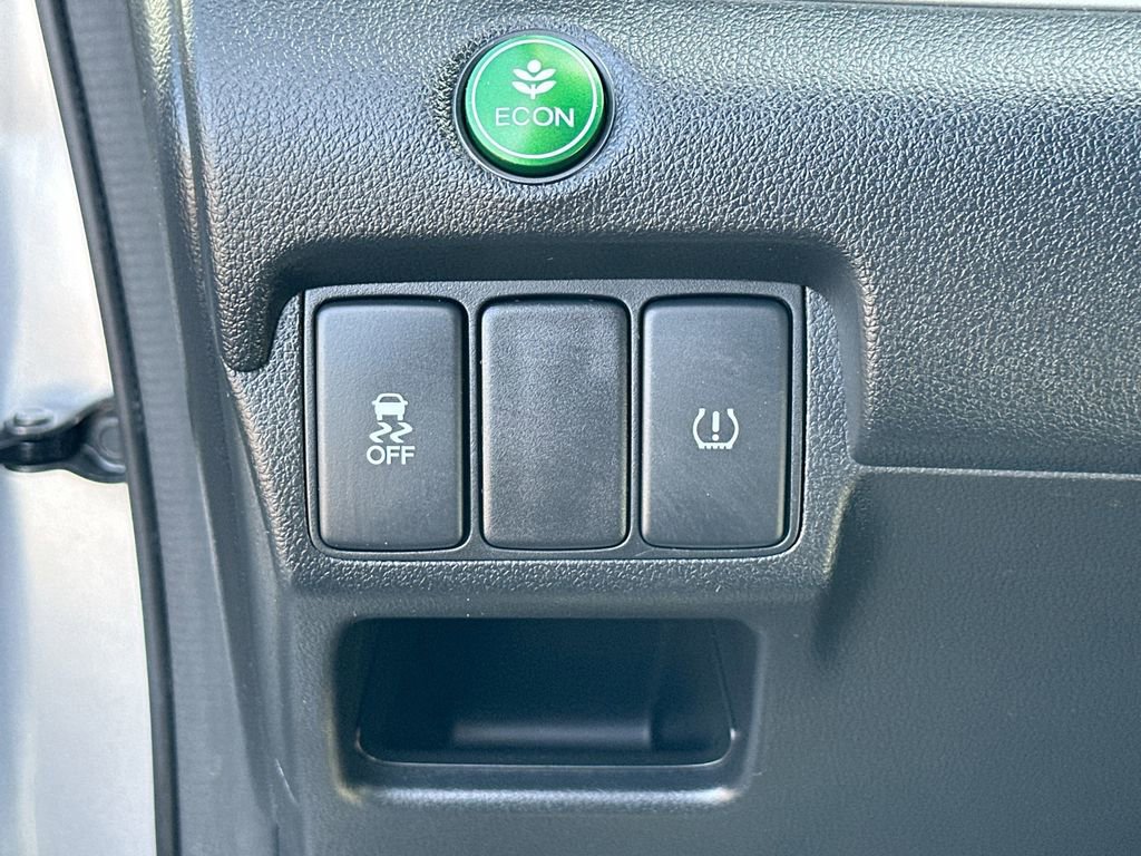 Used 2016 Honda CR-V LX image 10