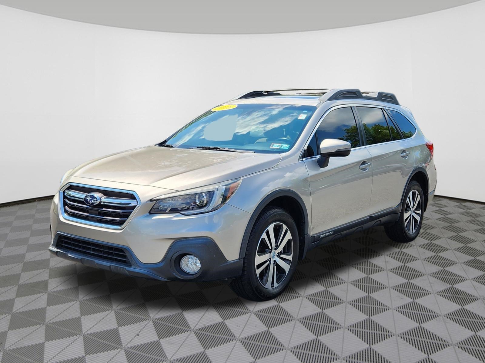 Used 2018 Subaru Outback 2.5i Limited AWD/4WD image 2