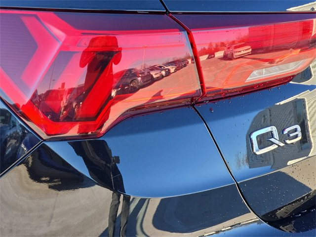 Used 2023 Audi Q3 2.0T Premium image 38