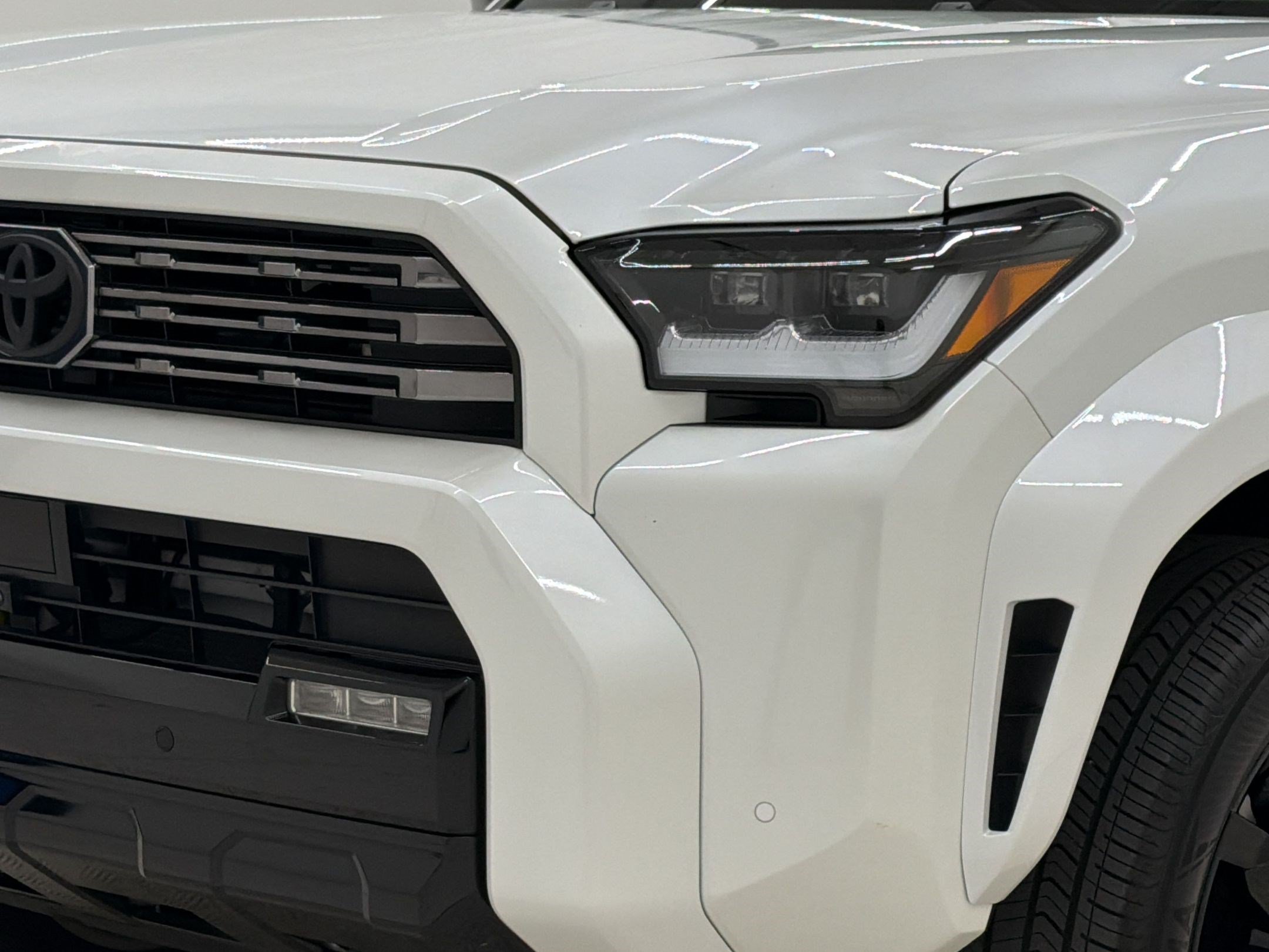 Used 2025 Toyota 4Runner Platinum AWD/4WD image 12